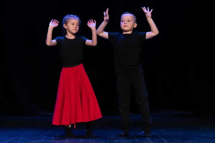 Tancerze na scenie podczas gali B.O.S.S. w Nowym Targu 2024
